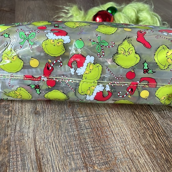 Grinch Cosmetic/Travel Bag - Picture 4 of 9